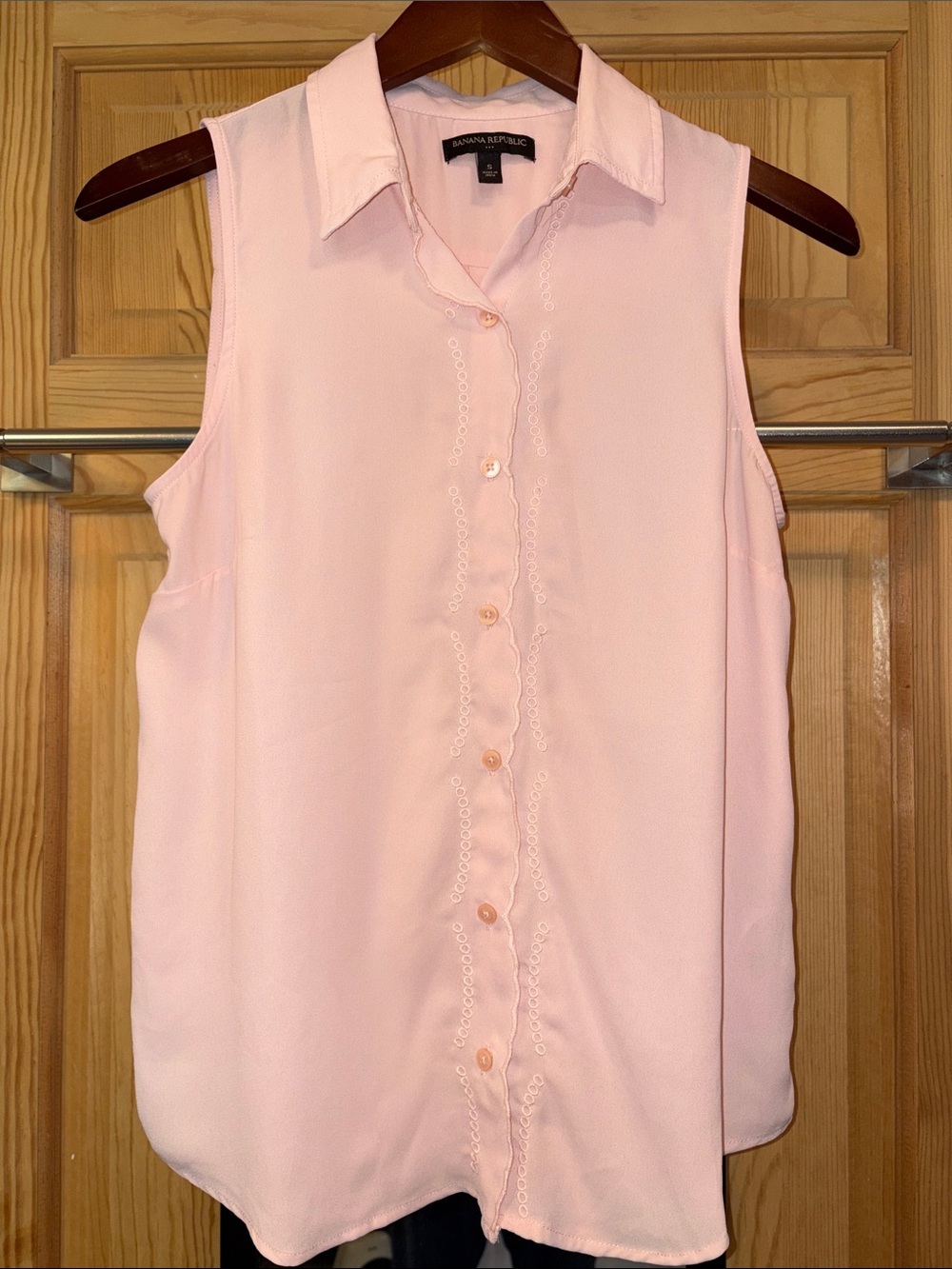 Lightweight Button up Sleeveless Sheer Blush Pink Top Sz Sm